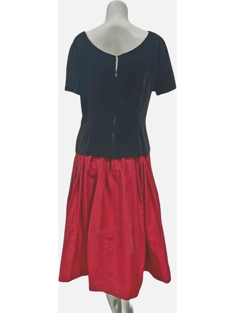 50s Skirt Set Lava Red Black Velvet Fit and Flare Size 6 Small - Picture 3 of 9